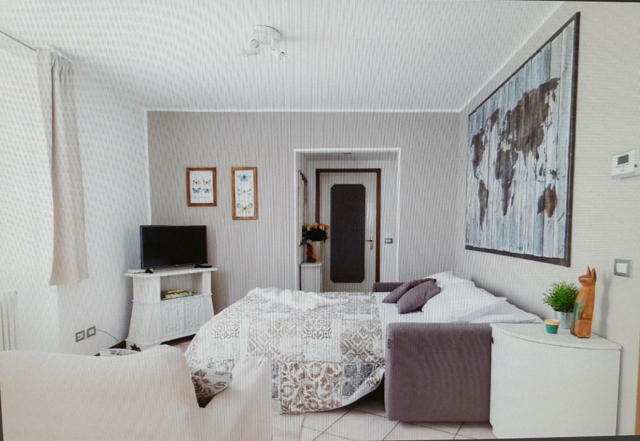 Il Sole, Grande Appartamento In Collina Brunate Exterior foto